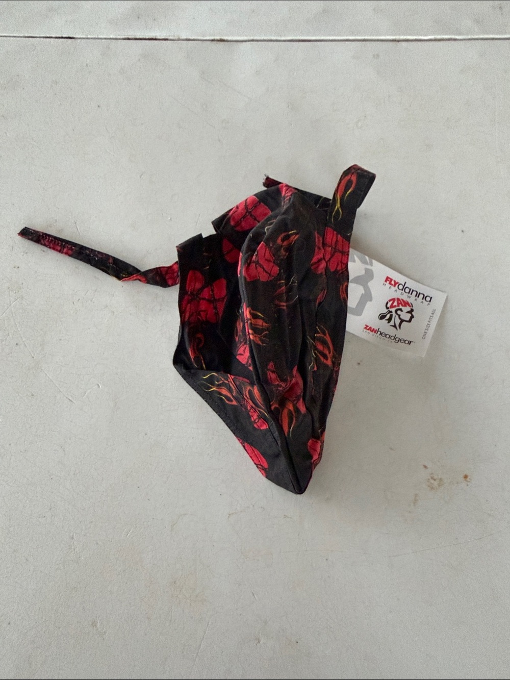 NWT Zan Headgear Black Headwrap with A Flame And Anatomical Heart Pattern